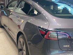 -TESLA 特斯拉(上海太古汇体验店)