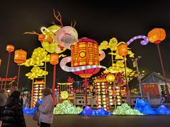 -淄博花灯齐彩城