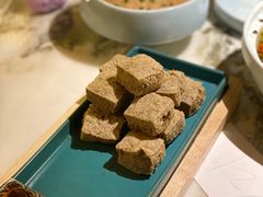 -弄堂里(西溪龙湖天街店)