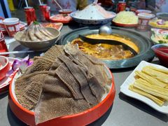 -生活如沸·顺德水牛奶火锅(大学路店)