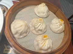 蟹黄小笼包-老淮城·长鱼面(河下古镇店)
