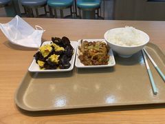-老乡鸡(西岸凤巢店)