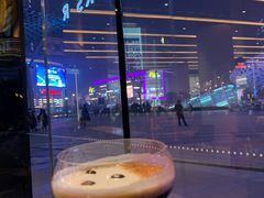 -星巴克臻选(上海合生汇1F店)