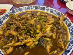 黄鳝烧田鸡-呼吸森林·生态农庄农家乐私房菜