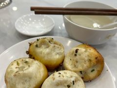 -老西白点心店