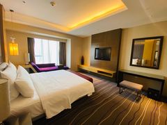 -青岛富力艾美酒店