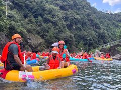 -安吉龙王山峡谷漂流