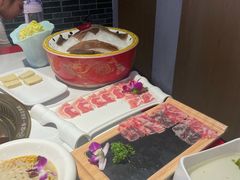 -欠火锅·水牛毛肚·团建聚餐·生日宴(何山路店)