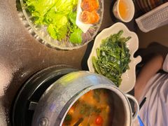 -大头虾越式风味餐厅(光明广场店)