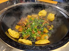 -山妹子铁锅炖