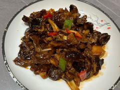 -东口码头·烧鸽子·鱼头泡饼·地方菜(金鹰悦城店)