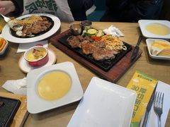 -豪客来牛排(人民东路店)