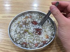-白翔甜食店
