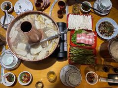 -民食香·腊排骨野生菌美食(木府店)