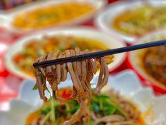 -洪霞餐馆·川菜·鲜货现炒(两江春城店)