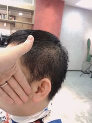 -诗悦发型烫染SALON