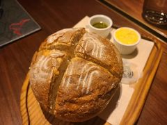 餐前面包-恰餐厅及酒吧 CHAR Bar & Grill (北京丽都皇冠假日店)