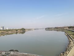 -南京眼步行桥