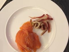 -东方红海鲜百汇(国际大厦店)