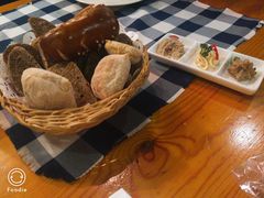 -皇冠自酿啤酒坊(中国红街5号楼店)
