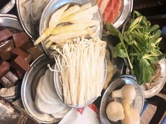 -月圆火锅(宁海东路二店)
