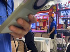 -刘姐啤酒鱼民族演艺餐厅(西街总店)