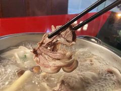 -老石黑山羊毛驴肉火锅(金凯广场店)