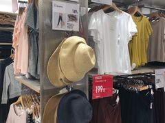 -优衣库(广州天河领展广场店)