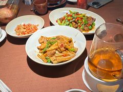 -荷栖小院·品质江西菜(红谷滩店)