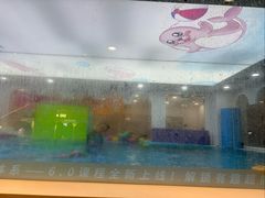 -龙格亲子游泳·水育早教运动中心(龙湾天街店)