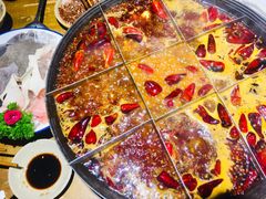-白乐天毛肚火锅馆(南滨路店)
