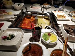 -海底捞火锅鲜切牛肉主题店(长寿路店)