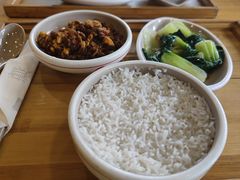 -72街红烧排骨饭(海珠丽影广场店)