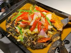 酸菜味烤鱼-江边城外烤全鱼(世茂广场店)