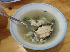 原汁鲍鱼-旺角小渔村·海肠捞饭开创者(环山路店)