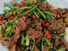 -湖南人家湘菜馆(镇江路店)