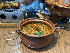 小铜锅烧牛肉米线-雀舞云南菜(乐客城店)