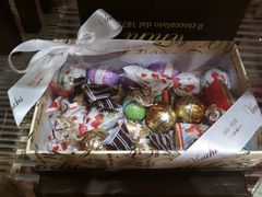 -VENCHI 闻绮(北京国贸商城店)