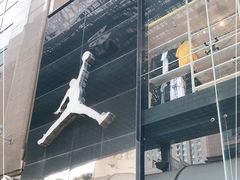 -Air Jordan(世贸天阶店)