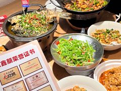 -聚鑫朋酸菜肥肠(九龙仓店)