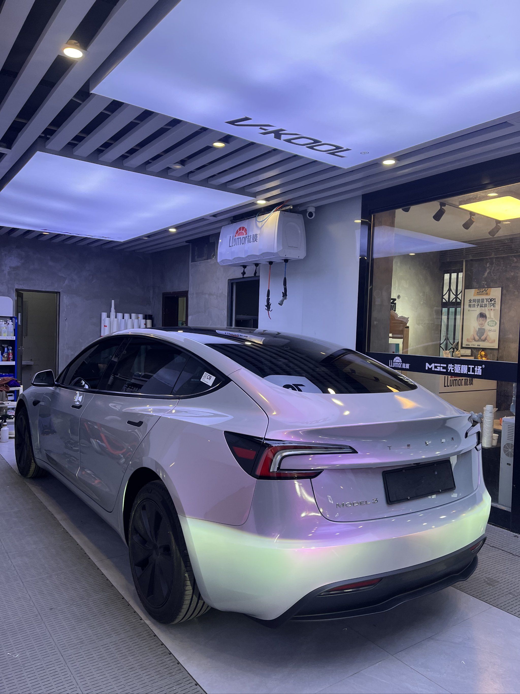 特斯拉梦幻火山灰改色