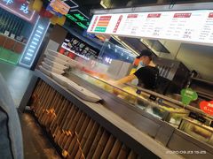 -成都你六姐·牛肉冒菜(城市集市合生汇店)