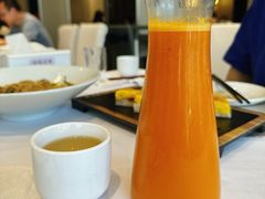 现榨沙棘汁-凯鸽酒楼(操场城店)