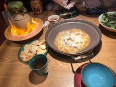 锅巴-吃饭皇帝大(解放西路店)