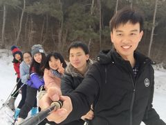 -十三陵雪世界滑雪场