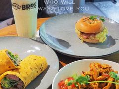 -Moka Bros 摩卡站(嘉华店)