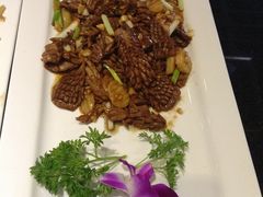 爆炒腰花-闫府私房菜·百年鲁菜(恒隆店)
