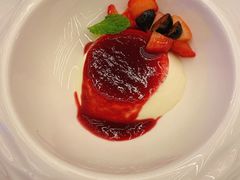 草莓奶冻-悦禧耕岛酒店·指月坞餐厅·旺山特色农家乐