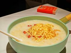 荔湾艇仔粥-喜势点·糖沙翁手工茶点·本地人茶居(永庆坊店)