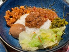 卤炸鸡腿饭-馔豚·台北菜专门店(深圳湾万象城店)